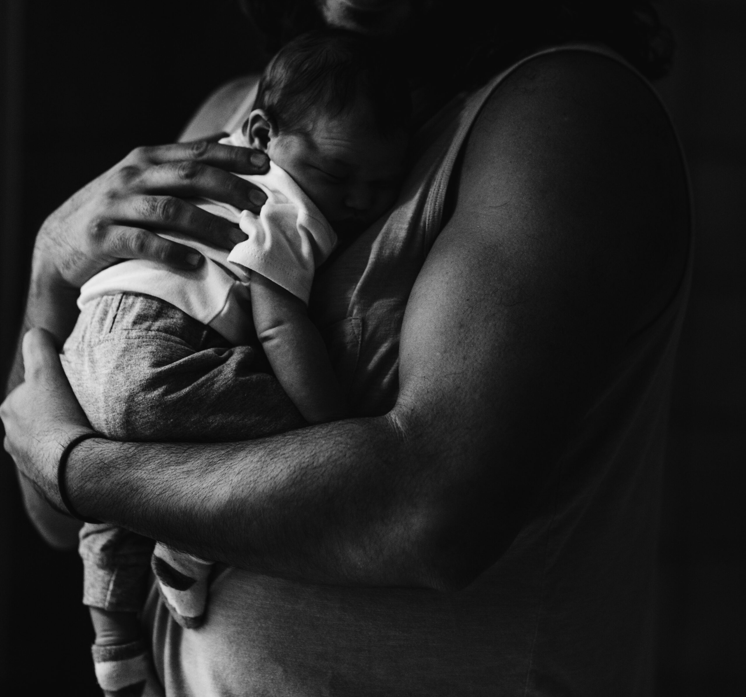 O bebê reborn pode ser apoio simbólico no luto, mas requer cuidado emocional.